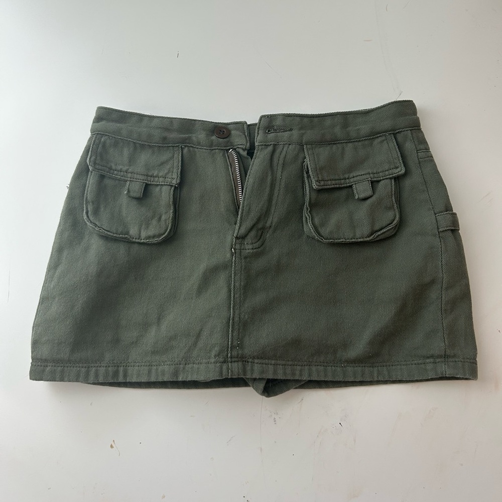 Cargo army green mini skirt